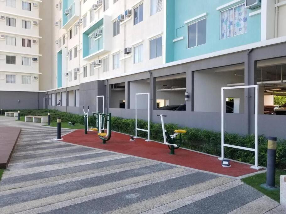 Spacious 2 Bedroom 42Sqm Condo Unit Iloilo City Ngoại thất bức ảnh